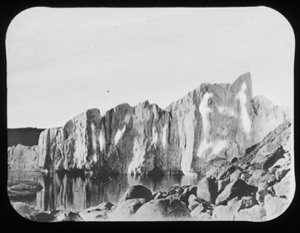 Image of Iceberg with reflection